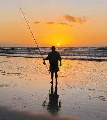 Full Day (8 Hours) Coastal Life Outfitters,  Mid-Atlantic Surf Fishing Academy Experience